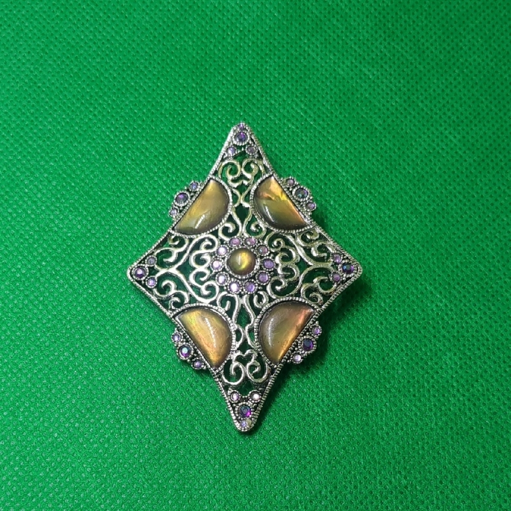 Victorian Gold and Silver Filigree Brooch